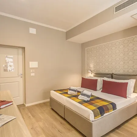 The Spanish Via Di Ripetta Bed & Breakfast Rome